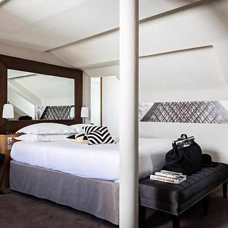 Holiday Inn Paris Palais De L'Elysee By Ihg Ngoại thất bức ảnh