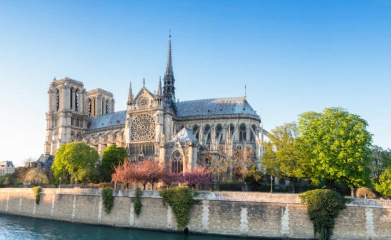 Holiday Inn Paris Palais De L'Elysee By Ihg Ngoại thất bức ảnh