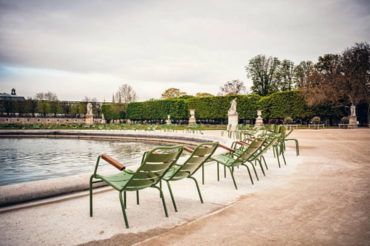 Holiday Inn Paris Palais De L'Elysee By Ihg Ngoại thất bức ảnh